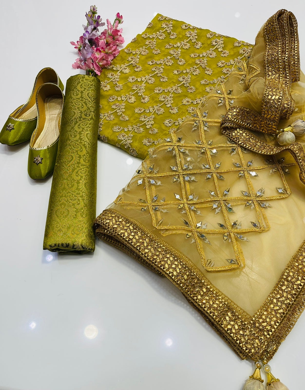 Exquisite Wedding Wear Dress with Crinkle Nag Jaal & Jamawar